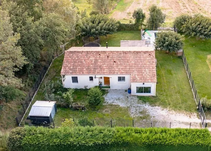 T4 A La Campagne Villa *